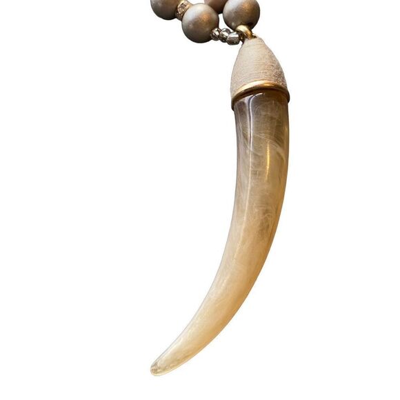 Chico's Horn Pendant Necklace unbranded arrowhead necklace set of two - Picture 3 of 10